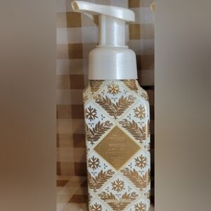 BBW Winter foaming hand soap 3.75 oz NEW